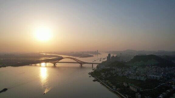 中国南沙区明珠湾大桥全景