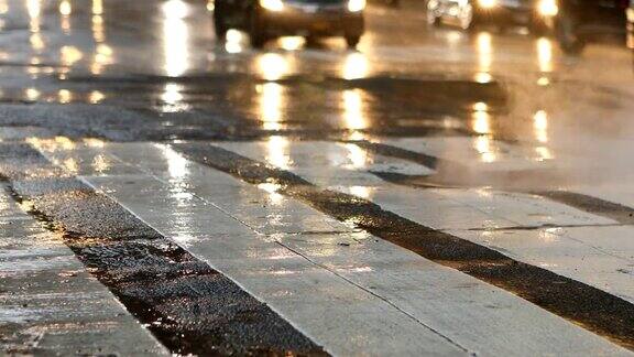 下雨的曼哈顿中城大街