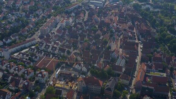 德国比提海姆-比辛根的老城区鸟瞰图