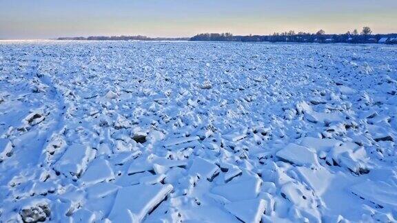 维斯瓦河上的冰塞普洛克波兰2020-02-18