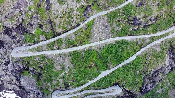 挪威的Trollstigen山路