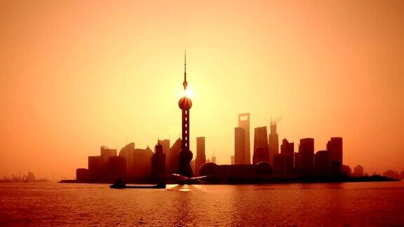 上海在清晨时光流逝