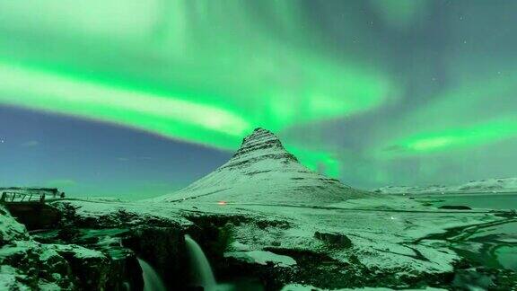 冰岛kirkjuis的北极光的时间间隔