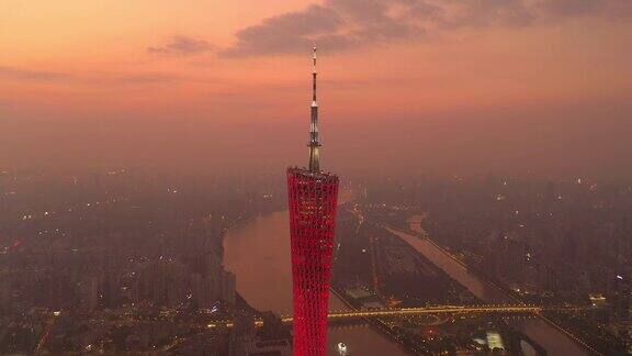 广州市市中心滨江日落天空照明著名塔前顶航拍全景4k中国