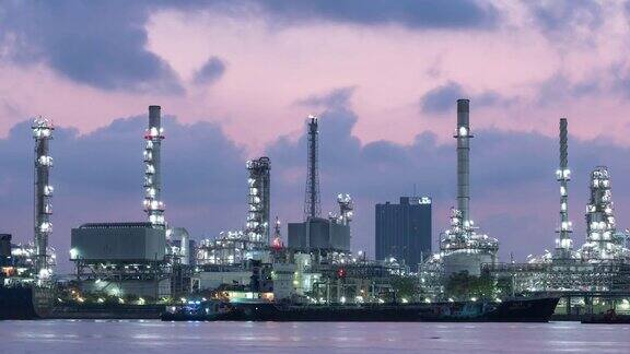 时间推移炼油厂位于泰国曼谷的炼油厂