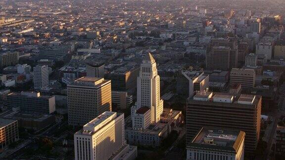 日落时分航空洛杉矶市政厅大楼