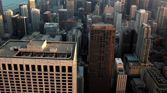 时间流逝:芝加哥摩天大楼的空中俯瞰