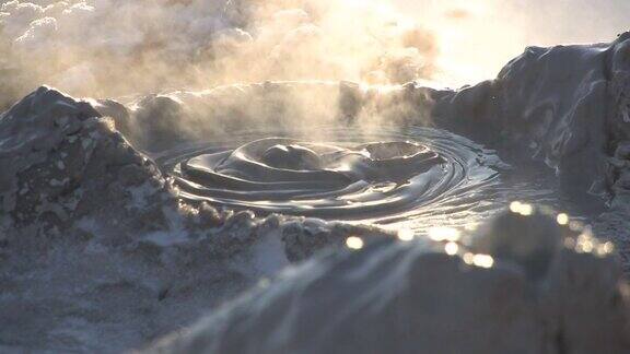 泥火山-来自泥浆的火山