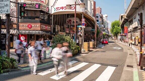 时光流逝:日本神户三宫购物街挤满了游客