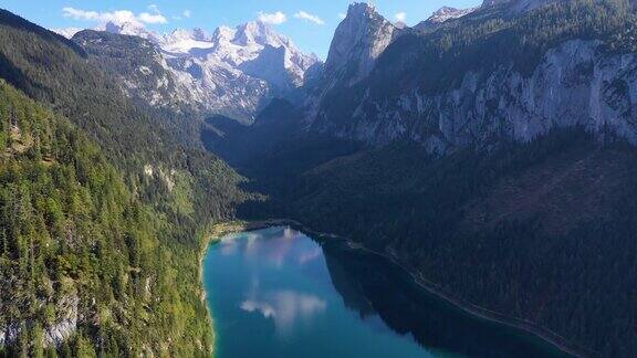 鸟瞰图的Gosau湖和Dachstein奥地利