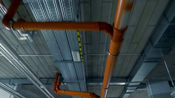 工厂天花板上的管道4k慢镜头60fps