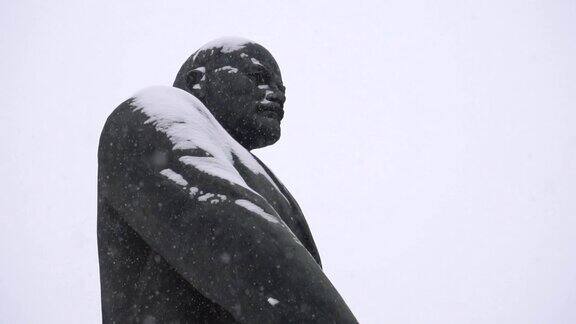 政治纪念碑映衬着列宁冬天的天空复制空间慢莫历史