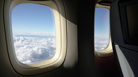 4K:飞机窗外的云