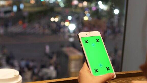 手机显示绿色屏幕-水平
