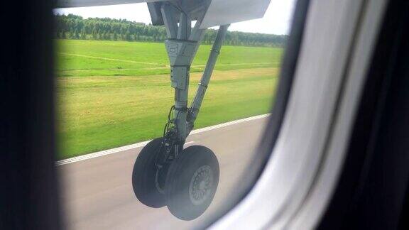 飞机起飞时的4k慢镜头