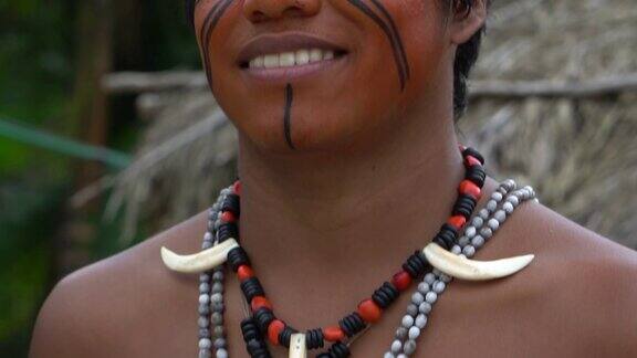 巴西部落中的土著巴西人