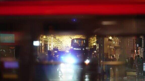 伦敦圣诞天使灯的时间流逝悬挂在低摄政街