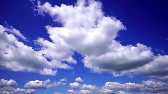 美丽的Cloudscape背景
