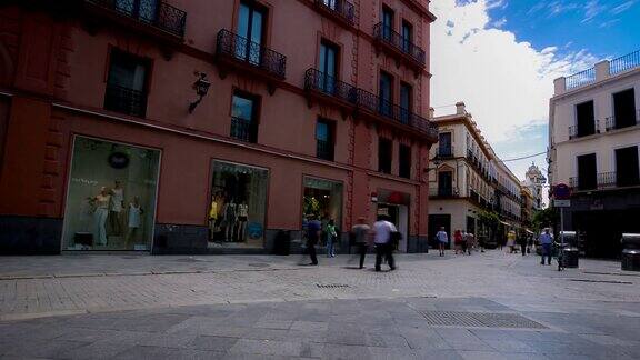 高清延时:西班牙塞维利亚市中心广场上的行人