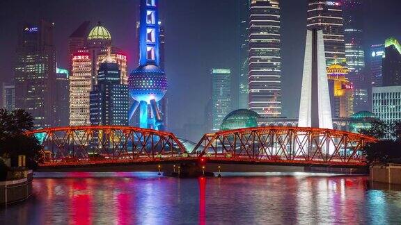 中国上海夜光江湾市中心大桥全景4k时间推移