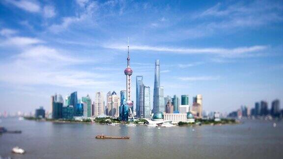 上海浦东的交通和现代建筑时光流逝