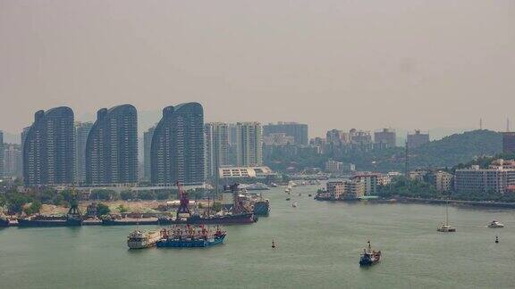 阳光明媚的早晨三亚交通港屋顶全景4k时间间隔海南中国