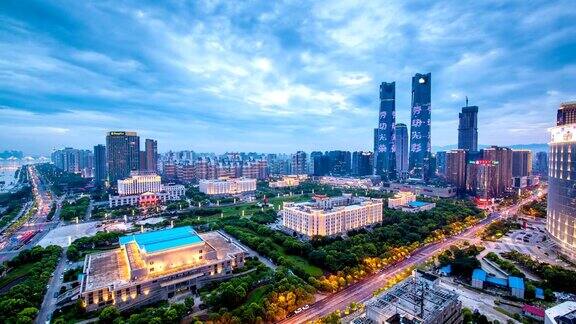 中国城市全景从白天到夜晚延时摄影