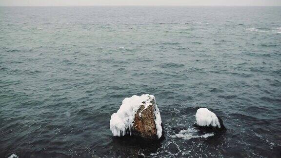 黑海在一个寒冷的冬天乌克兰敖德萨