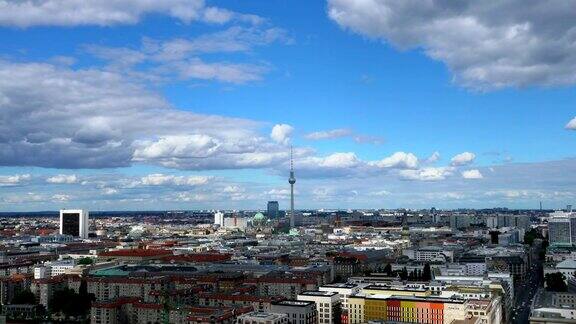 4k时间流逝:鸟瞰图柏林城市景观