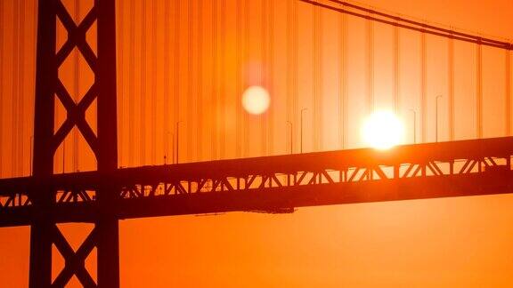 时光流逝旧金山海湾大桥上的日出
