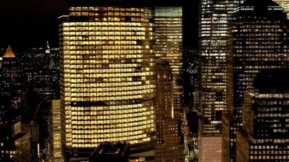 航拍:911纪念博物馆、世贸中心和金融区的摩天大楼