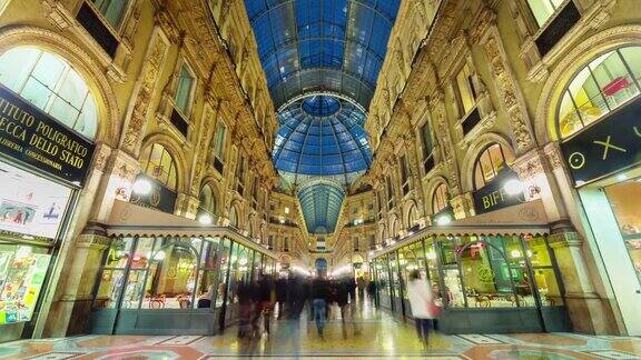 意大利米兰城著名购物大教堂画廊全景4k时间推移