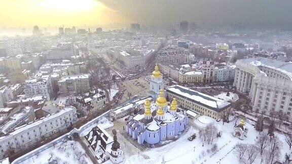 圣迈克尔修道院鸟瞰图基辅最古老的修道院之一