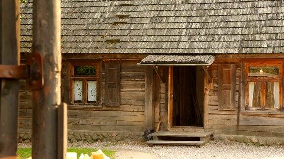 夏日的乡村木屋