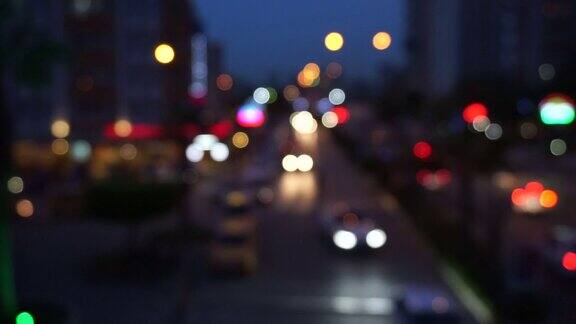 散焦的夜晚交通灯-纽约市-抽象的背景