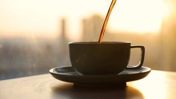早晨喝咖啡