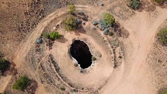 澳大利亚内陆的大洞穴