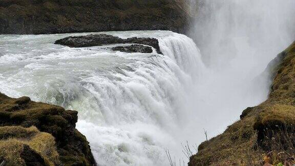 冰岛湾瀑布