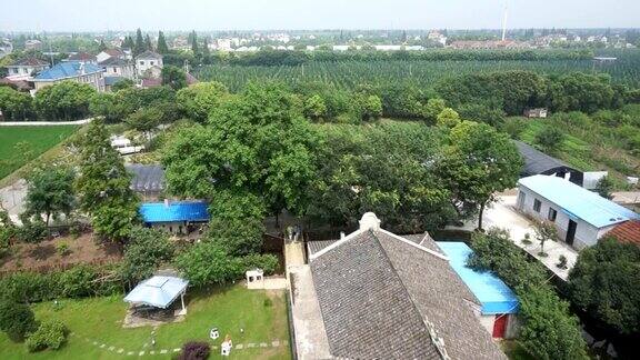 一个田园诗般的风景中国农村四合院