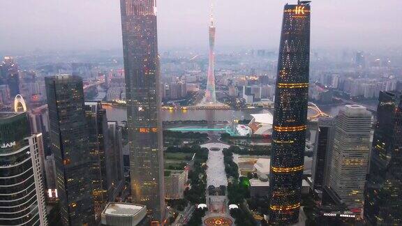 从中国广东省省会华城广场俯瞰广州的空中