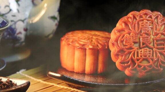 中秋佳节中国传统美食月饼实拍