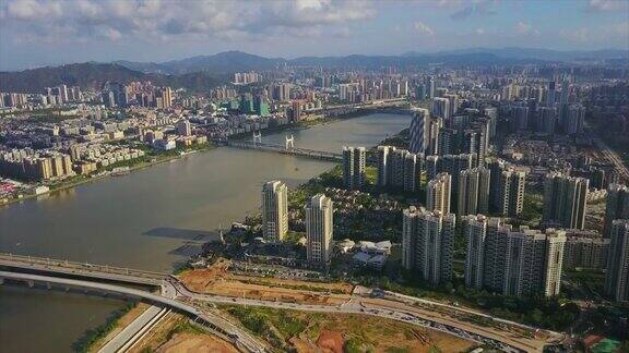 阳光明媚的一天珠海市景河湾航拍全景4k中国