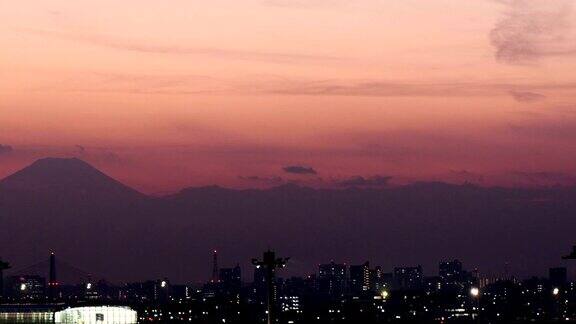 机场和富士山日落天空的运动时间间隔