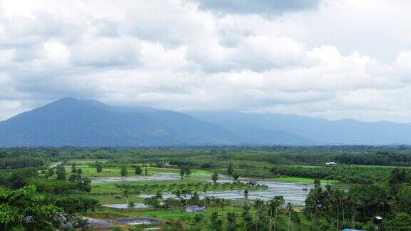泰国的山地景观延时移动云