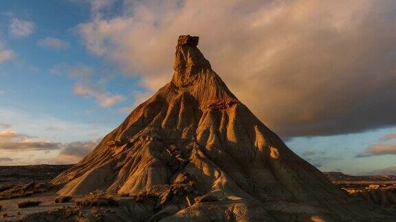 在欧洲最大的沙漠巴尔德纳斯里尔斯的岩层