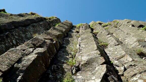 爱尔兰巨人之路的岩石峭壁