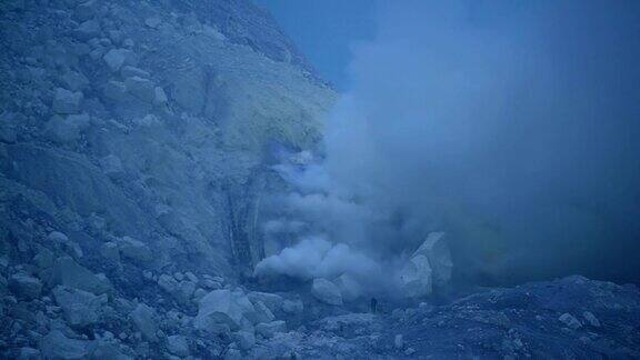 卡瓦伊真火山口地标自然旅游印尼