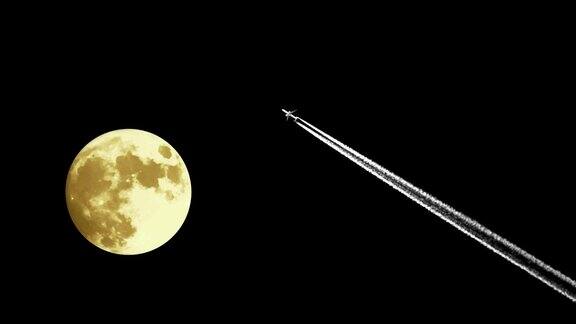 火箭飞过月球