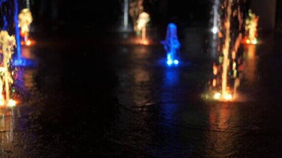 黑暗中的喷泉