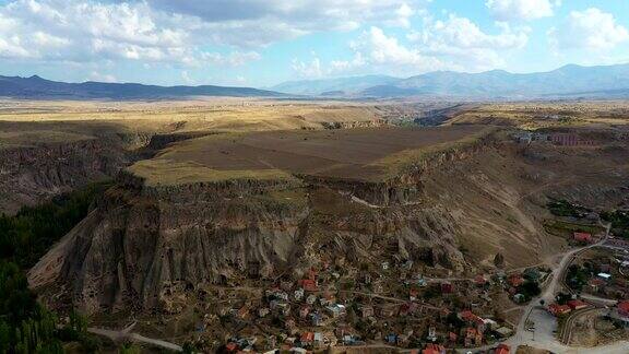 鸟瞰图摄于土耳其Aksaray的IhlaraVadisi村